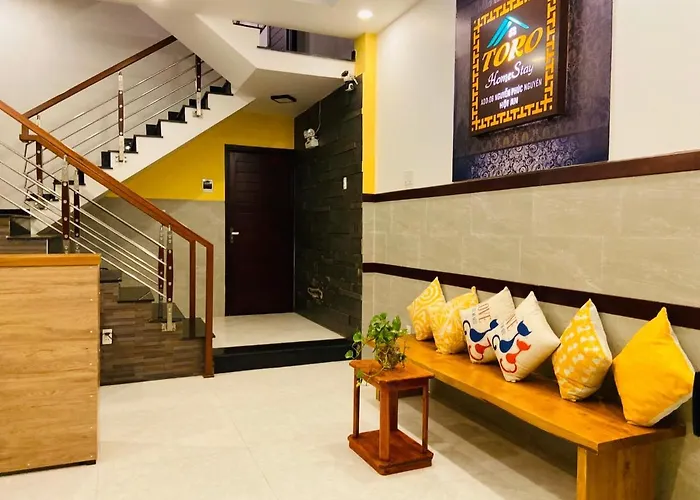Toro Homestay